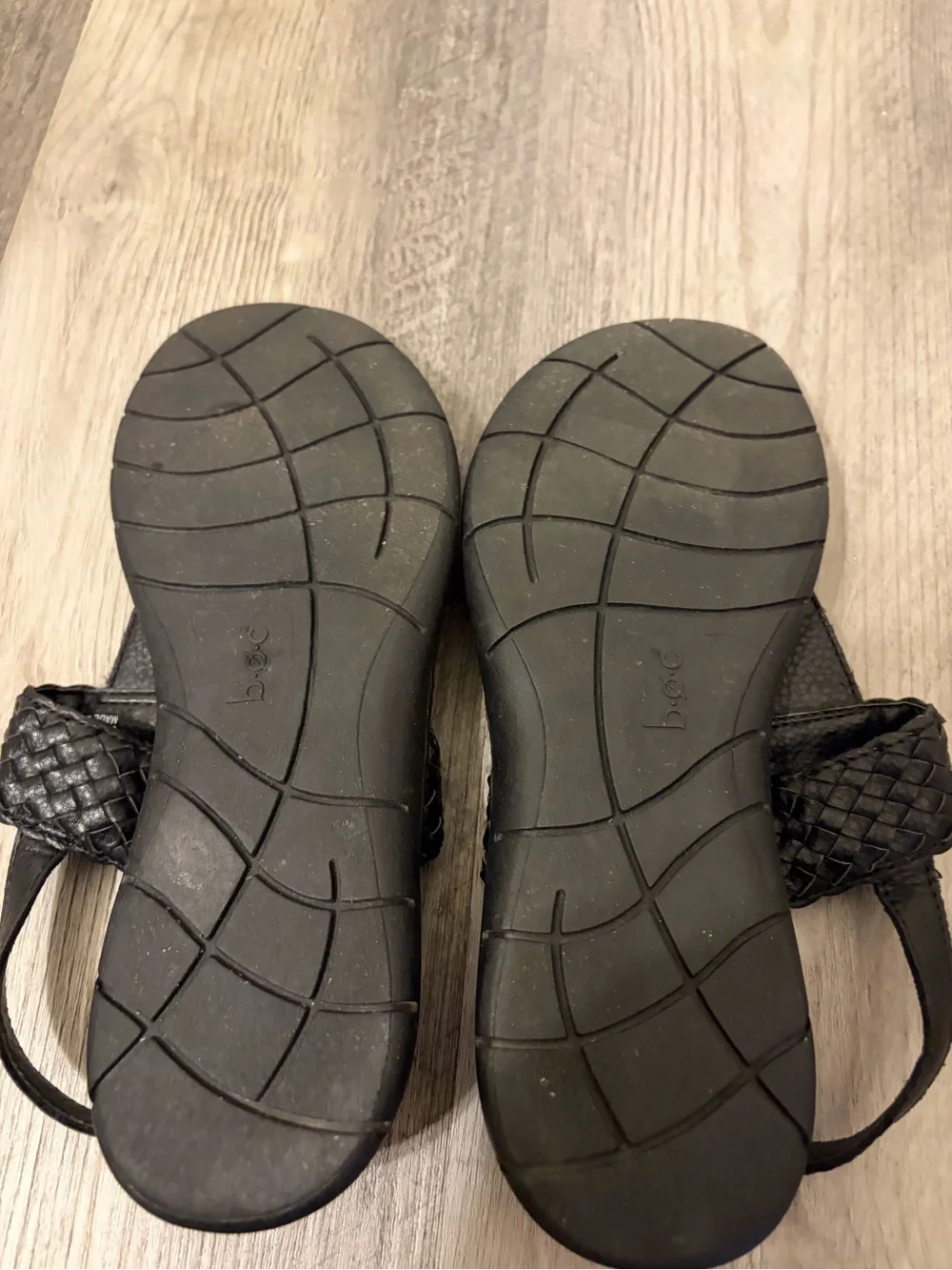 B.O.C Black Woven Thong Sandals Size 7